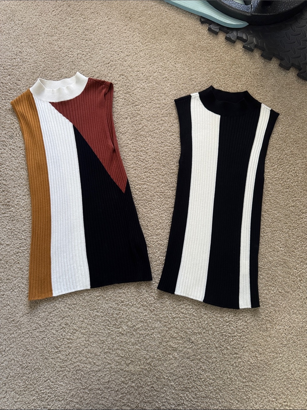 Bar III White, Rust & Mustard Colorblock Ribbed Top